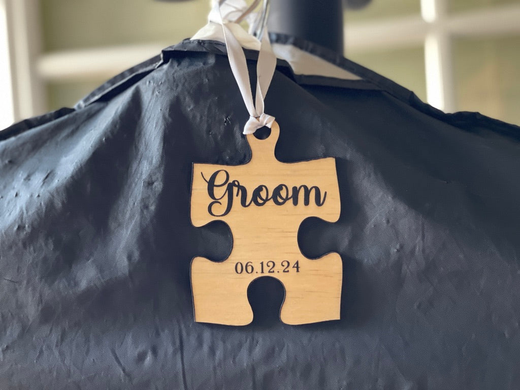 Jigsaw Piece Wedding Party Clothes Hanger Tags